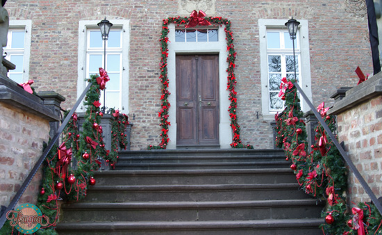 Main Door Decoration