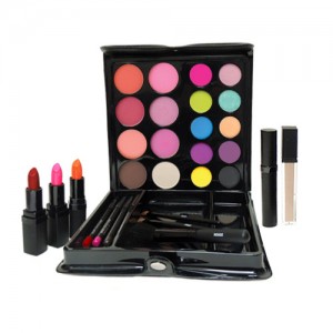 makeup-kit-1